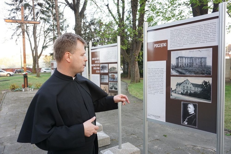 Ksiądz Marek Chmielniak SAC zapewnia, że wystawa będzie prezentowana przy kolejnych uroczystościach jubileuszowych.