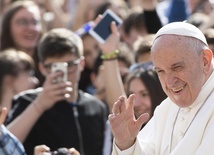 Papież : Kościół potrzebuje waszego zapału i waszej wiary