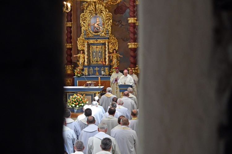 Dzień skupienia dla proboszczów w Skrzatuszu