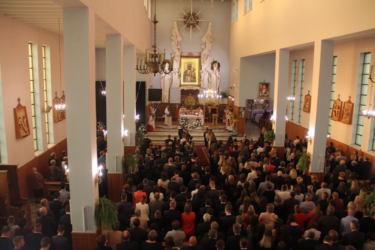 Bierzmowanie w Biskupicach Radłowskich