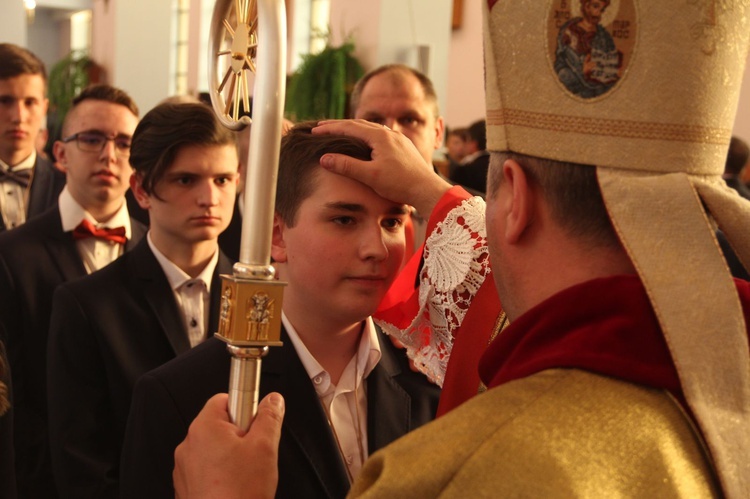 Bierzmowanie w Biskupicach Radłowskich