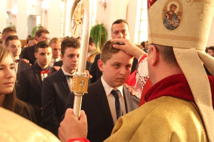 Bierzmowanie w Biskupicach Radłowskich