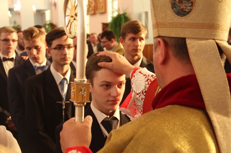 Bierzmowanie w Biskupicach Radłowskich