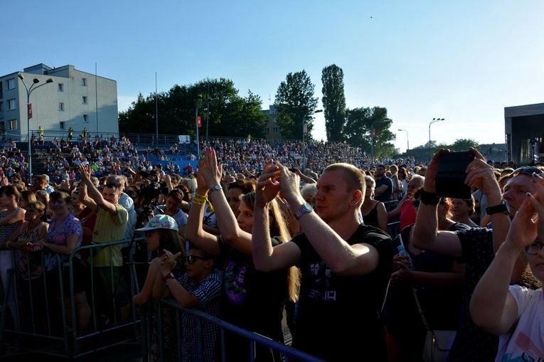 Tor kolarski w Żyrardowie po raz kolejny wypełni się muzyką znanych zespołów.