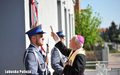 Odsłonięcie tablicy poświęconej pamięci asp. Alojzego Banacha