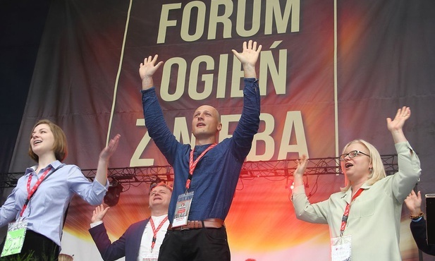 Po pierwsze: doświadczenie Boga. II Forum "Ogień z Nieba" na Pomorzu