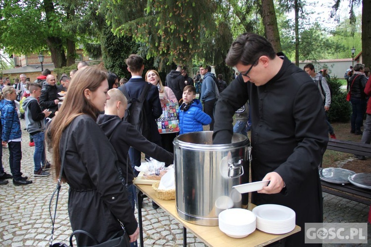 Pielgrzymka Ministrantów i Lektorów do Paradyża