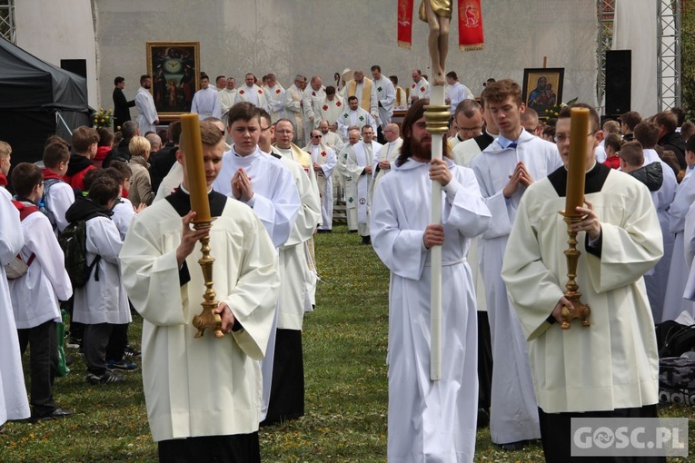 Pielgrzymka Ministrantów i Lektorów do Paradyża
