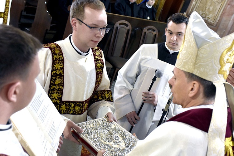 Święcenia diakonatu w diecezji świdnickiej 2019