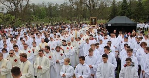 Diecezjalna Pielgrzymka Ministrantów i Lektorów do Paradyża