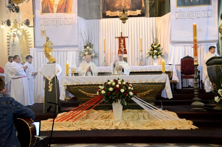 Otmuchów. Święto Miłosierdzia Bożego