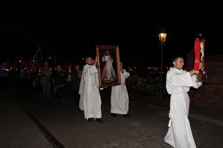 Noc Miłosierdzia Bożego Wrocław 2019