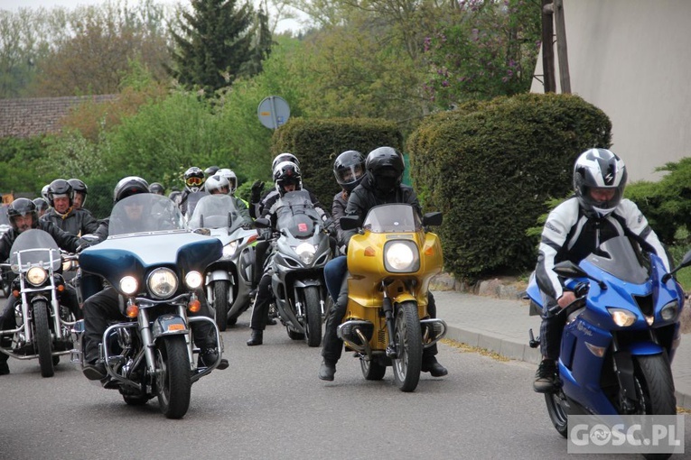 ​Pielgrzymka Motocyklistów ze Świebodzina do Rokitna   