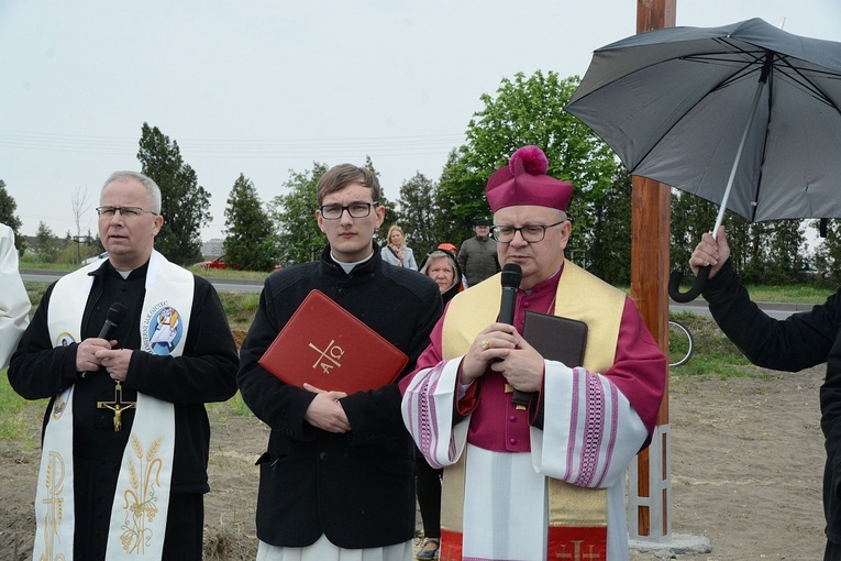 Erygowanie parafii św. Jana Pawła II w Opolu