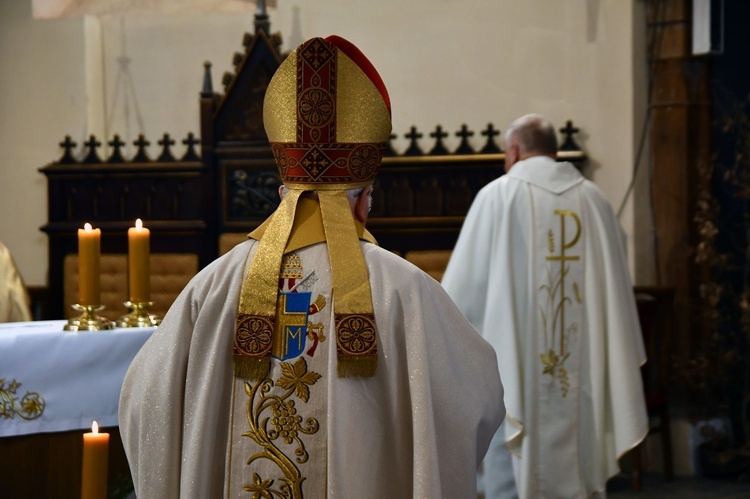 Relikwie św. Jana Pawła II w Polanowie