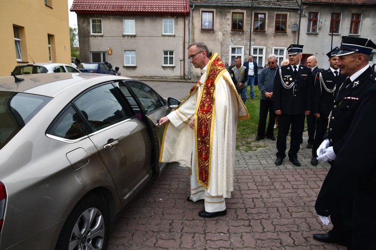 Relikwie św. Jana Pawła II w Polanowie