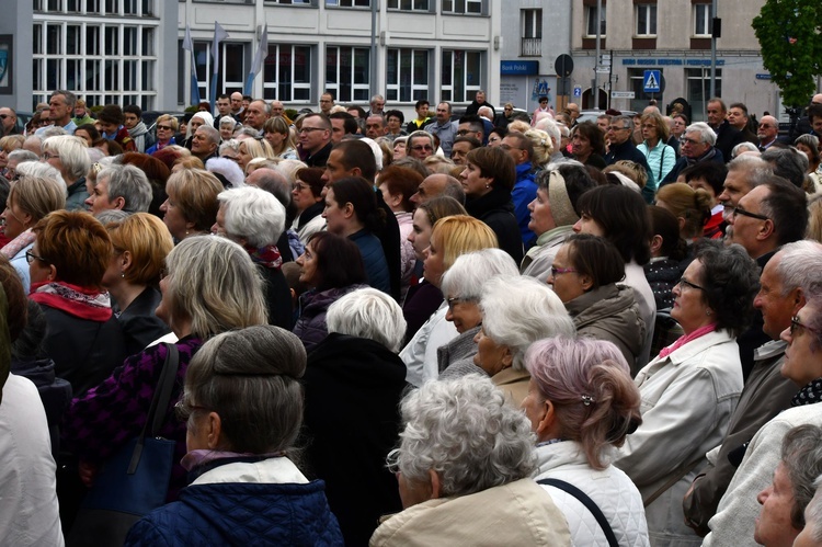 Koronka do Bożego Miłosierdzia w centrum Koszalina