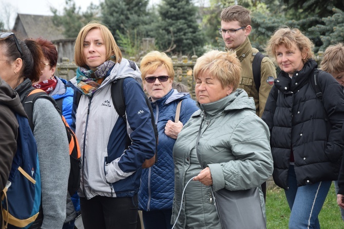 Pielgrzymka z Roszkowej Woli do Żdżar