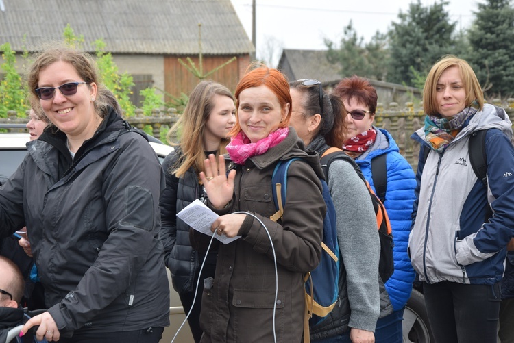 Pielgrzymka z Roszkowej Woli do Żdżar