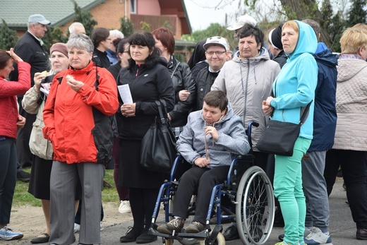 Pielgrzymka z Roszkowej Woli do Żdżar