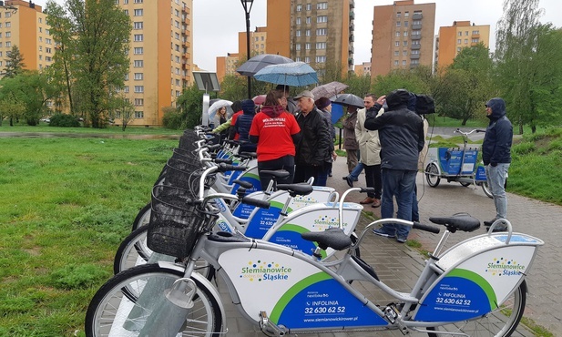 Siemianowice Śląskie. Seniorzy na rower, czyli inauguracja sezonu rowerowego