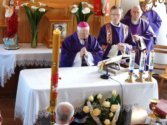 Ostatnie pożegnanie śp. ks. Jana Zycha