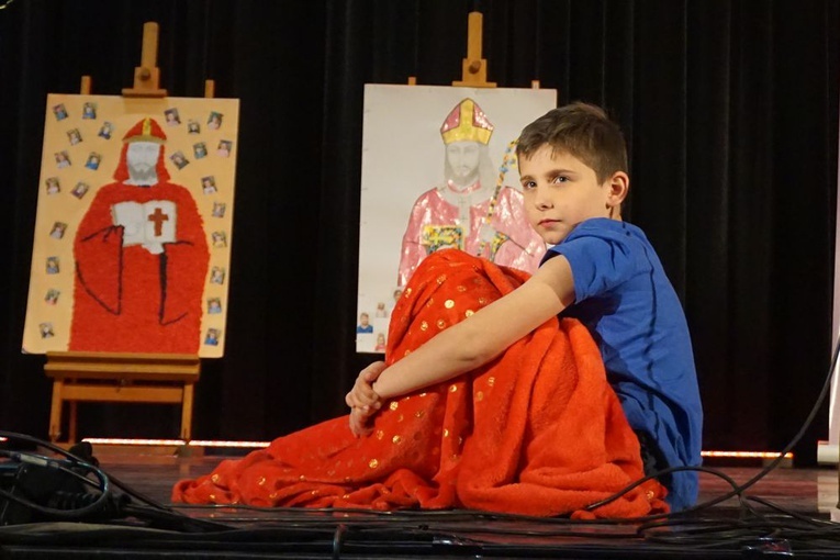 Szkoła Podstawowa im. św. Wojciecha we Włodowicach uczciła patrona