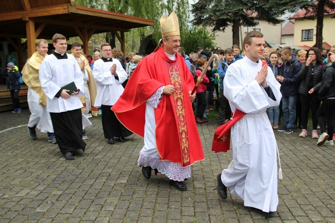 Msza św. pielgrzymów łagiewnickich w Hałcnowie - 2019