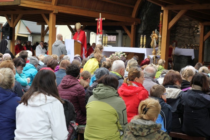 Msza św. pielgrzymów łagiewnickich w Hałcnowie - 2019