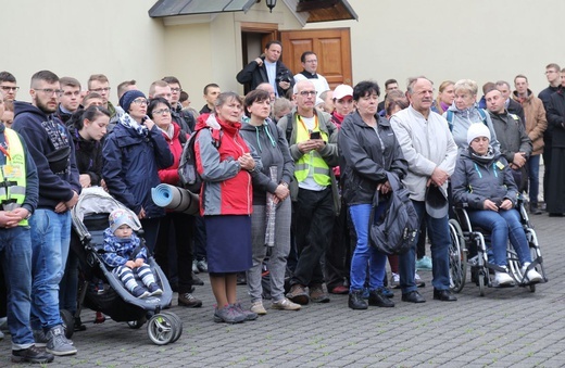 Msza św. pielgrzymów łagiewnickich w Hałcnowie - 2019