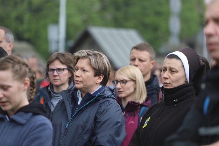 Msza Święta na rozpoczęcie 7. pielgrzymki z Hałcnowa do Łagiewnik - 2019