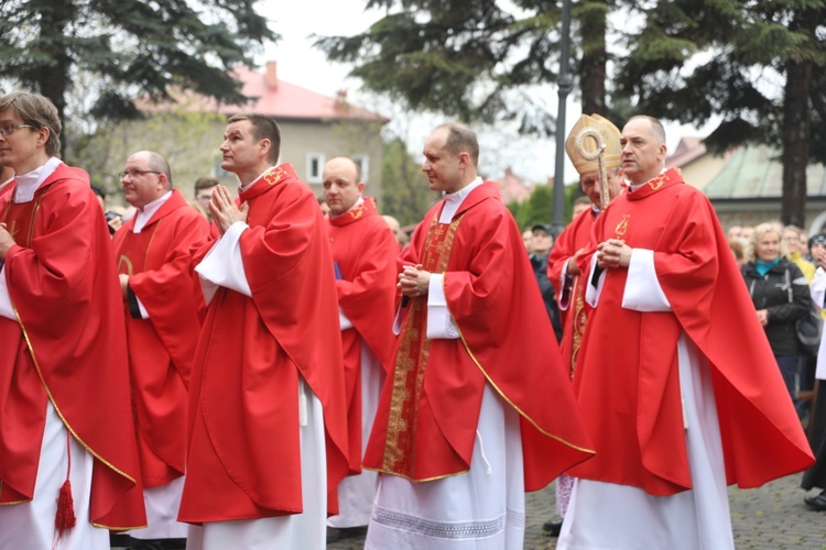 Msza Święta na rozpoczęcie 7. pielgrzymki z Hałcnowa do Łagiewnik - 2019