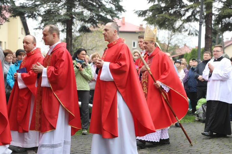 Msza Święta na rozpoczęcie 7. pielgrzymki z Hałcnowa do Łagiewnik - 2019