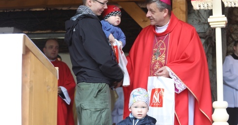 Bp Pindel do pielgrzymów: Eucharystia da wam moc!