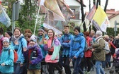 7. pielgrzymka z Hałcnowa wyrusza do Łagiewnik, cz. 1 - 2019