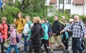 7. pielgrzymka z Hałcnowa wyrusza do Łagiewnik. cz. 2 - 2019