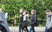 7. pielgrzymka z Hałcnowa wyrusza do Łagiewnik. cz. 2 - 2019