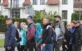 7. pielgrzymka z Hałcnowa wyrusza do Łagiewnik. cz. 2 - 2019