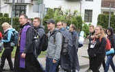 7. pielgrzymka z Hałcnowa wyrusza do Łagiewnik. cz. 2 - 2019