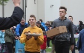 Pierwszy postój pielgrzymów u św. Jana Kantego w Kętach - 2019