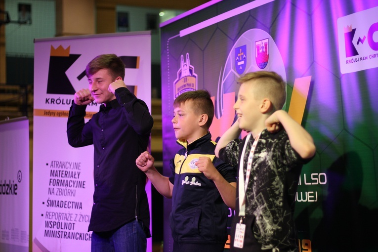 XIV Mistrzostwa Polski LSO w Piłce Nożnej Halowej o Puchar KnC - koncert