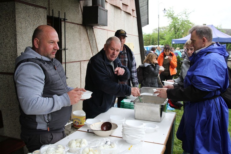 Postój pielgrzymów w Kętach-Podlesiu - 2019