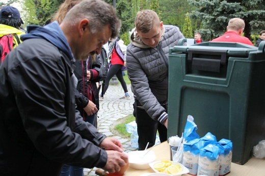 Postój pielgrzymów w Kętach-Podlesiu - 2019