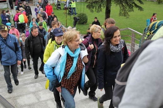 Postój pielgrzymów w Kętach-Podlesiu - 2019