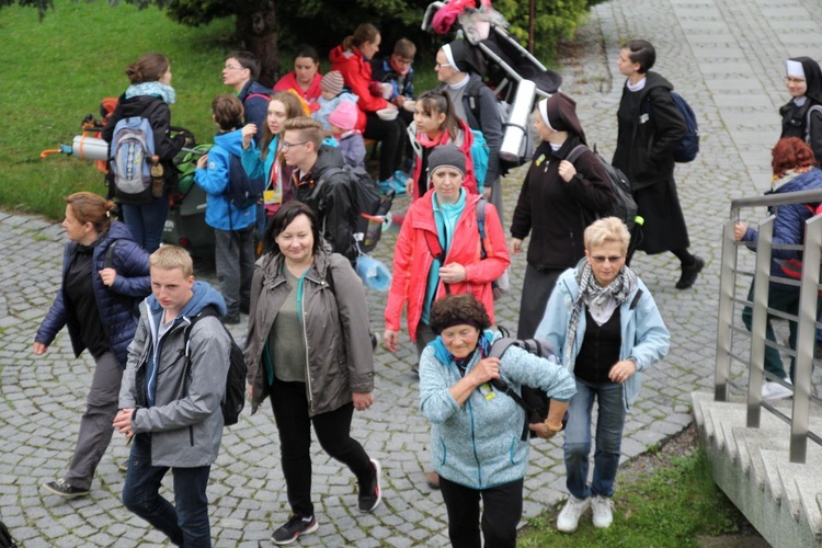 Postój pielgrzymów w Kętach-Podlesiu - 2019