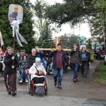 W drodze z Kęt-Podlesia - grupy św. Matki Teresy, św. Maksymiliana i św. Brata Alberta - 2019