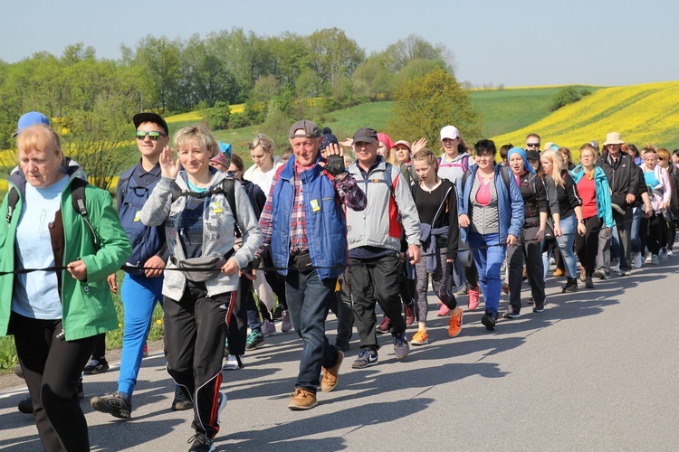 Z Witkowic do Wieprza - 2. dzień drogi do Łagiewnik - 2019