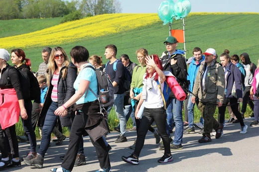 Z Witkowic do Wieprza - 2. dzień drogi do Łagiewnik - 2019