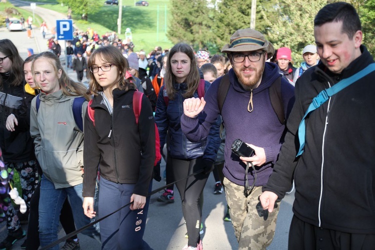 Z Witkowic do Wieprza - 2. dzień drogi do Łagiewnik - 2019