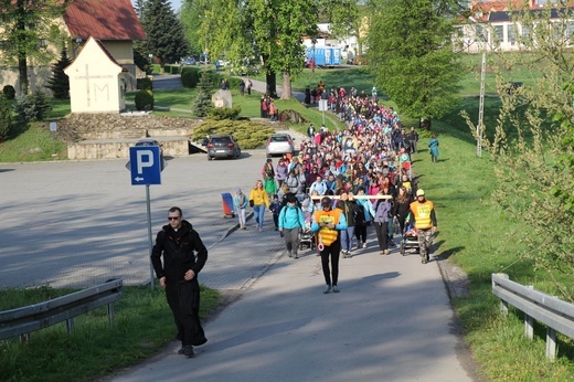 Z Witkowic do Wieprza - 2. dzień drogi do Łagiewnik - 2019